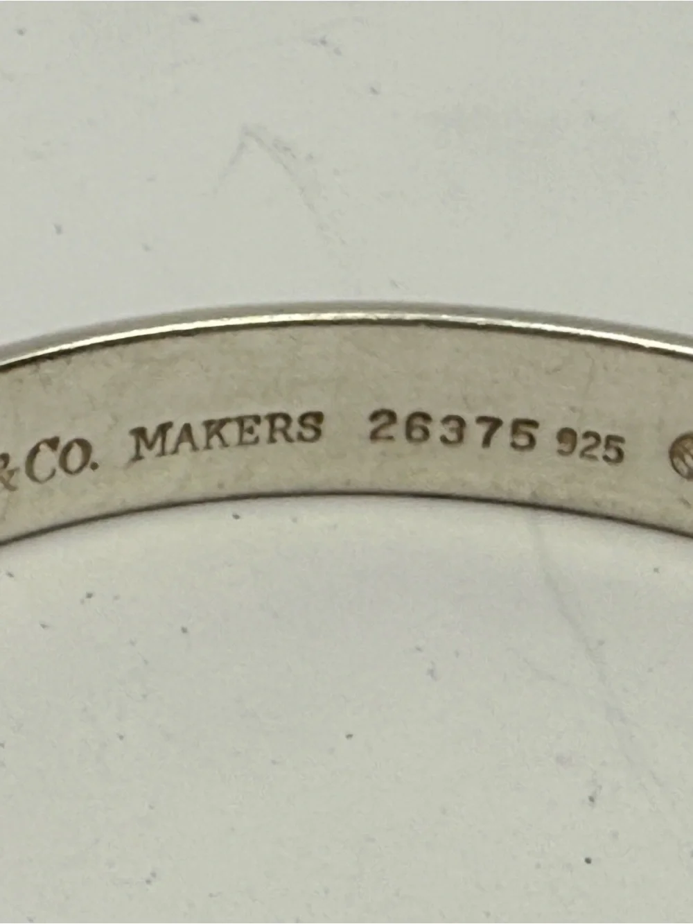 Tiffany & Co. Makers 26375 Sterling Silver Floral Bangle Bracelet 7.5”